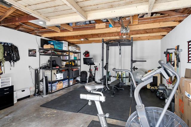 518 Fremont Way, Sacramento, CA 95818