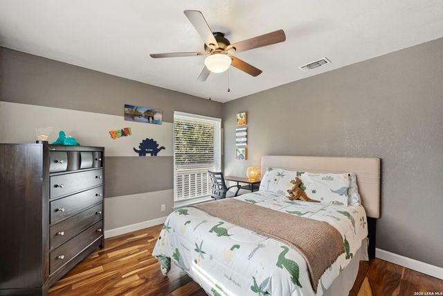 5907 WINTERHAVEN DR, Windcrest, TX 78239