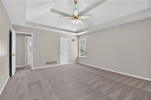 605 Oak Drive, Raymore, MO 64083