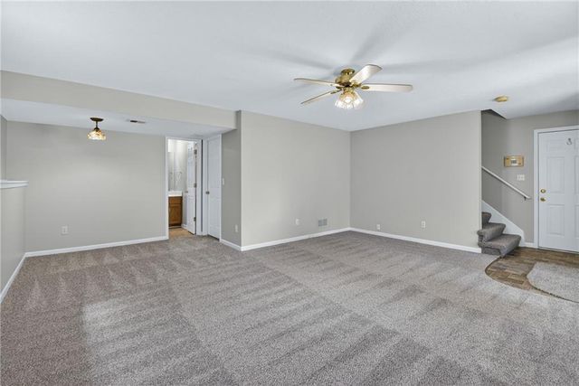 605 Oak Drive, Raymore, MO 64083
