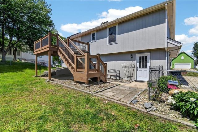 605 Oak Drive, Raymore, MO 64083