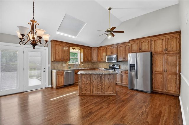 605 Oak Drive, Raymore, MO 64083