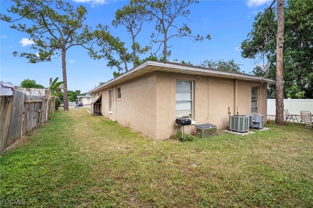 5449 10th AVE, Fort Myers, FL 33907