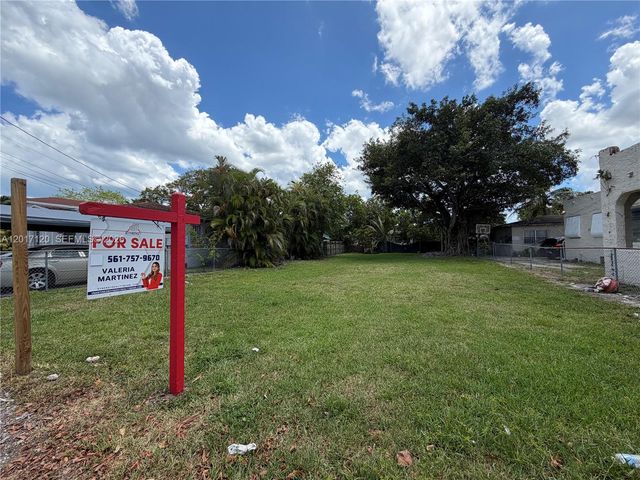 1376 NW 32nd St, Miami, FL 33142