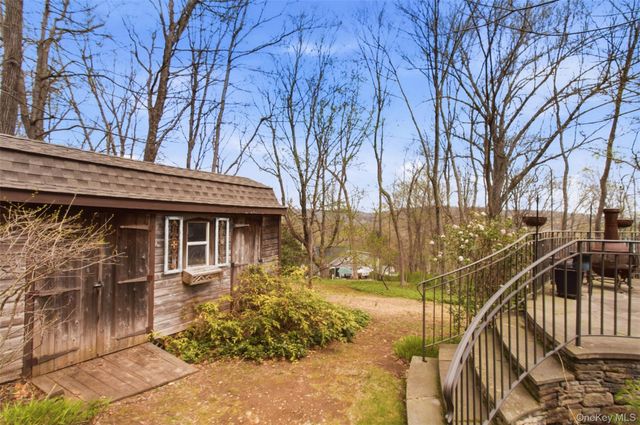 67 Entrance Way, Purdys, NY 10578