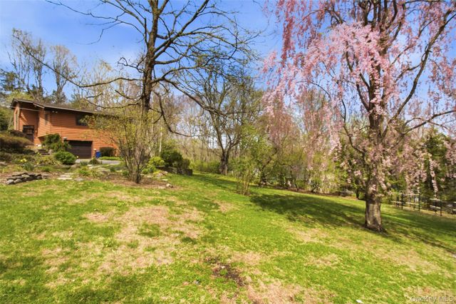 67 Entrance Way, Purdys, NY 10578
