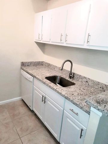 1500 N Congress Avenue B29, West Palm Beach, FL 33401
