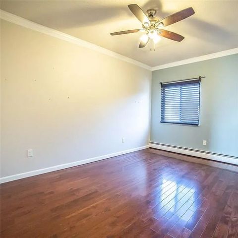 66 Girard Avenue 215, Newport, RI 02840