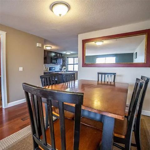 66 Girard Avenue 215, Newport, RI 02840