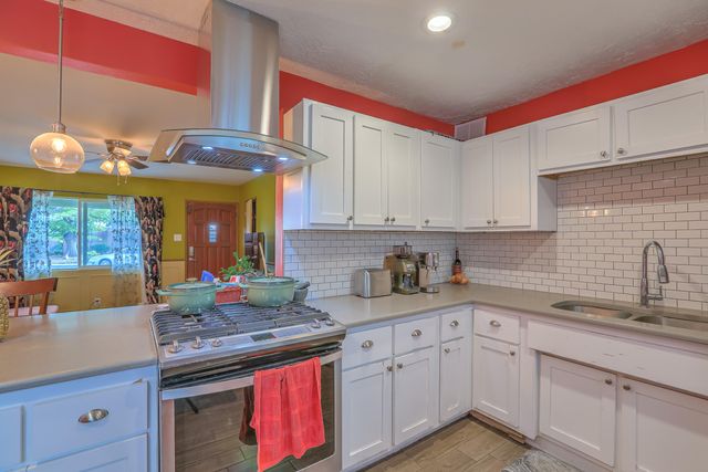 9723 Salem Road NE, Albuquerque, NM 87112