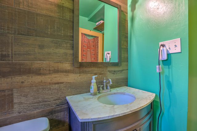 9723 Salem Road NE, Albuquerque, NM 87112