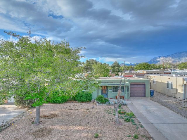 9723 Salem Road NE, Albuquerque, NM 87112