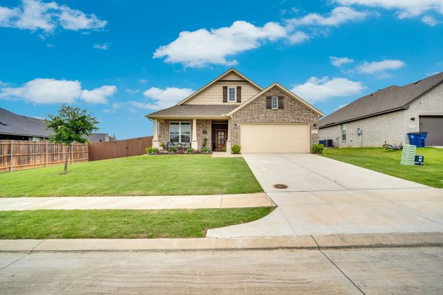 712 Ascot Court, Ennis, TX 75119