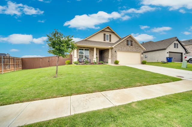 712 Ascot Court, Ennis, TX 75119