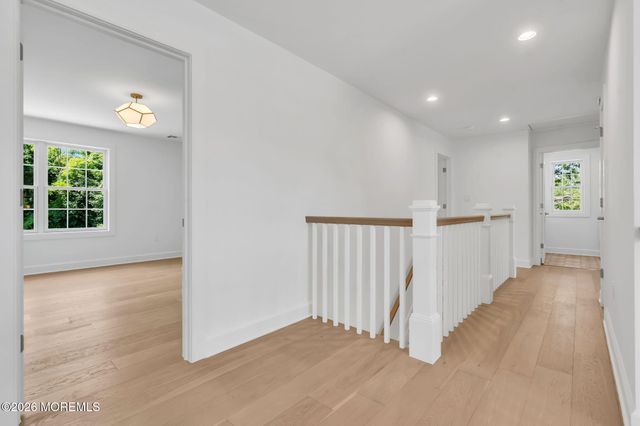 1 Barrington Court, Holmdel, NJ 07733