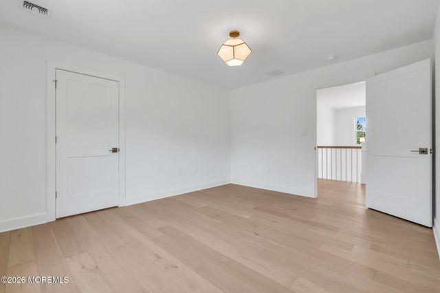 1 Barrington Court, Holmdel, NJ 07733