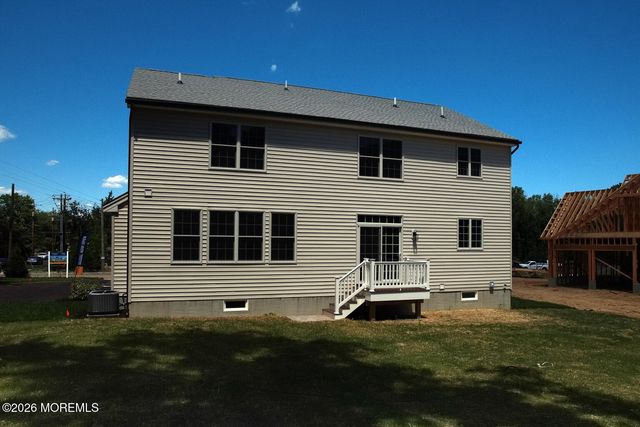 1 Barrington Court, Holmdel, NJ 07733