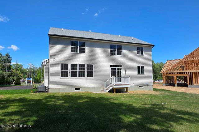 1 Barrington Court, Holmdel, NJ 07733