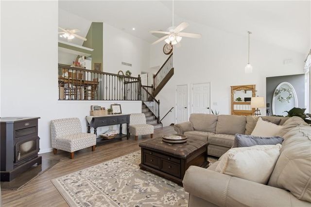 30109 E 222nd Court, Pleasant Hill, MO 64080