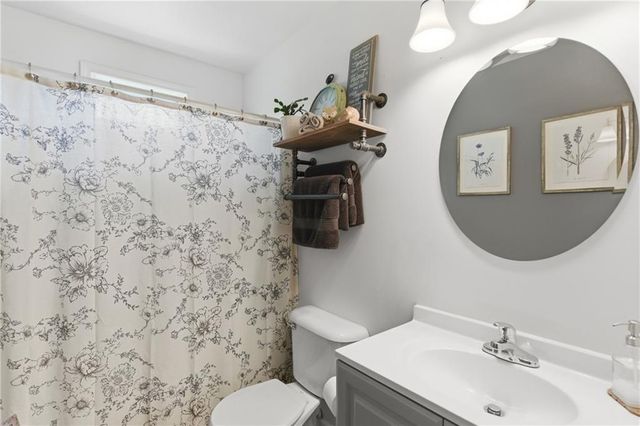 30109 E 222nd Court, Pleasant Hill, MO 64080