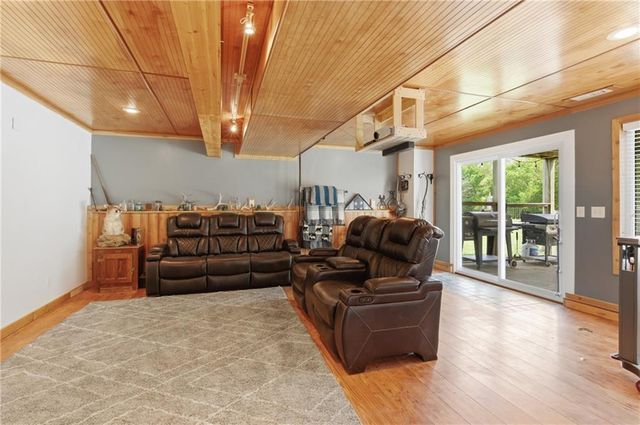 30109 E 222nd Court, Pleasant Hill, MO 64080