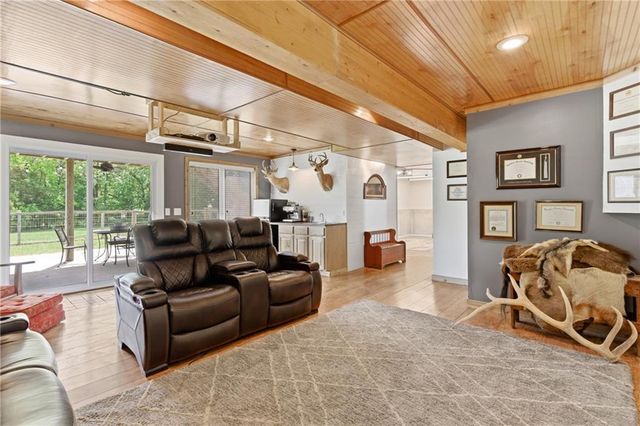 30109 E 222nd Court, Pleasant Hill, MO 64080
