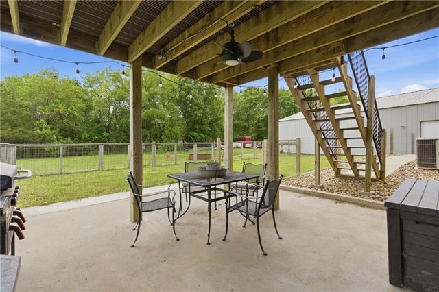 30109 E 222nd Court, Pleasant Hill, MO 64080