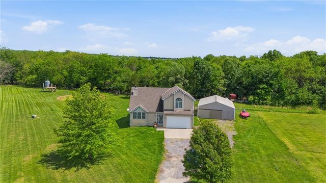 30109 E 222nd Court, Pleasant Hill, MO 64080
