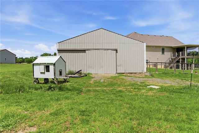 30109 E 222nd Court, Pleasant Hill, MO 64080