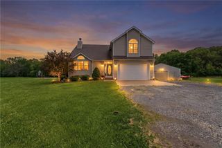 30109 E 222nd Court, Pleasant Hill, MO 64080