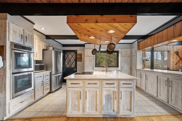 36 Kirk Lake Drive, Mahopac, NY 10541