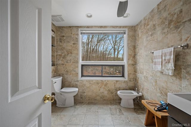 36 Kirk Lake Drive, Mahopac, NY 10541