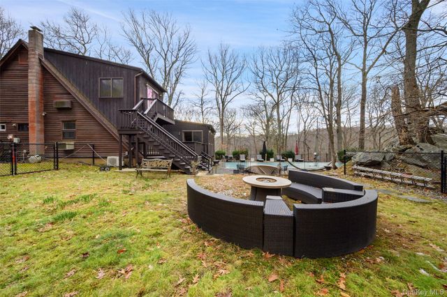 36 Kirk Lake Drive, Mahopac, NY 10541