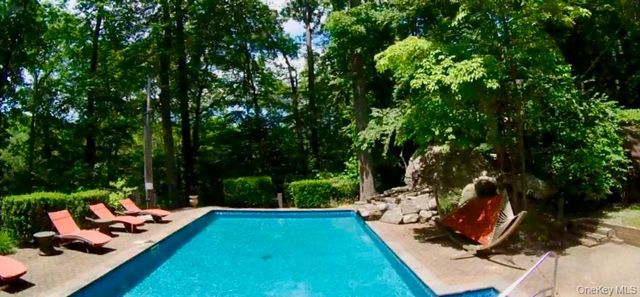 36 Kirk Lake Drive, Mahopac, NY 10541