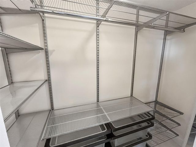 2775 NE 187th St 627, Miami, FL 33180