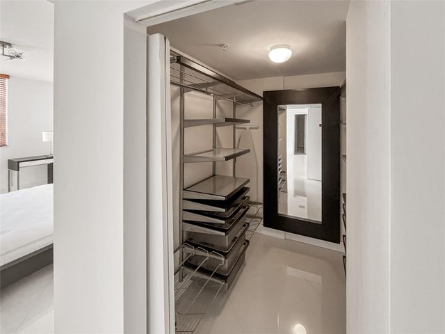 2775 NE 187th St 627, Miami, FL 33180