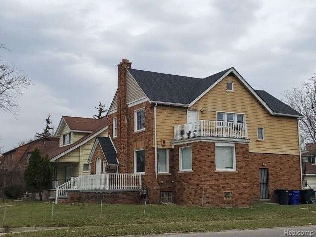 14500 Strathmoor Street, Detroit, MI 48227