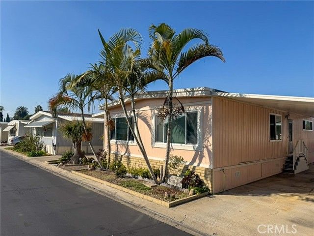 46 Malaga Street, Tustin, CA 92780