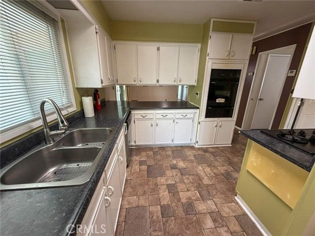 46 Malaga Street, Tustin, CA 92780