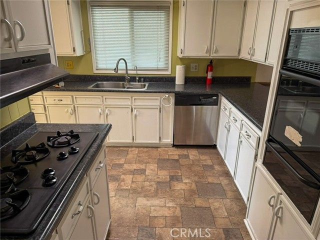 46 Malaga Street, Tustin, CA 92780