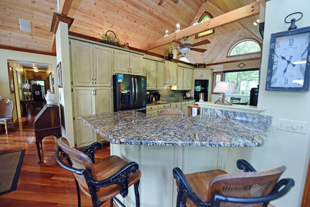 786 Ramey Mountain Road, Hiawassee, GA 30546