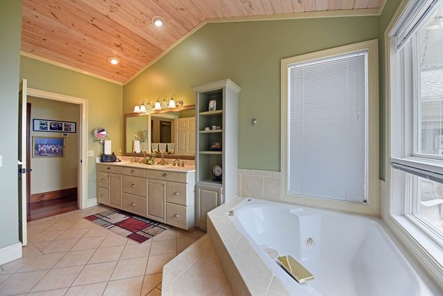 786 Ramey Mountain Road, Hiawassee, GA 30546
