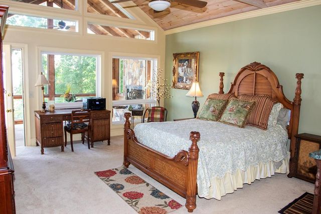 786 Ramey Mountain Road, Hiawassee, GA 30546