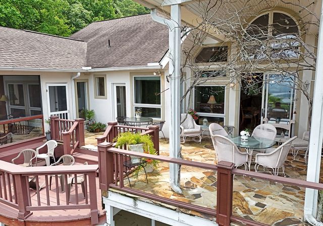 786 Ramey Mountain Road, Hiawassee, GA 30546