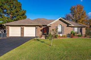 24 Darrell Street, Vilonia, AR 72173