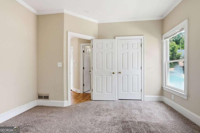 519 Emerald Lake Lane, Buford, GA 30518