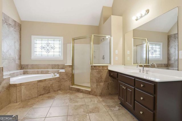 519 Emerald Lake Lane, Buford, GA 30518