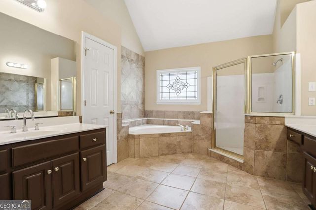 519 Emerald Lake Lane, Buford, GA 30518