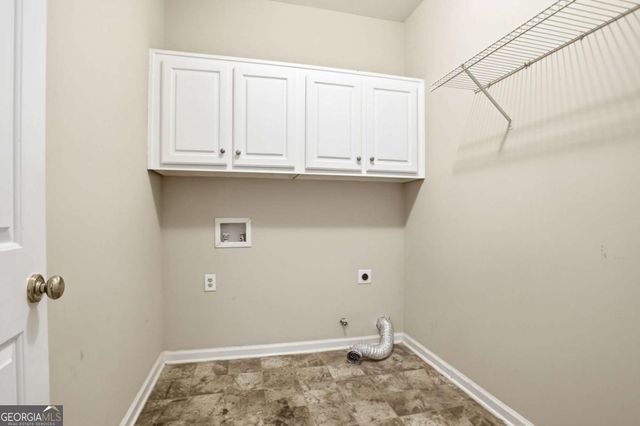 519 Emerald Lake Lane, Buford, GA 30518