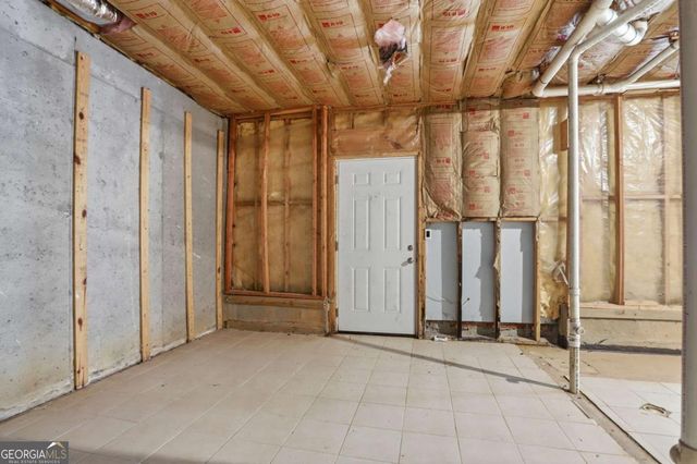 519 Emerald Lake Lane, Buford, GA 30518
